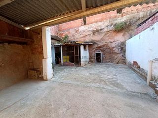 Locale commerciale in Calle santa marina 60