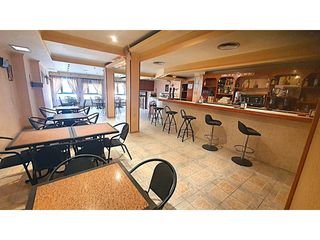 Geschäftsraum  Plaza sotomayor. Venta de local, bar restaurante en viator.