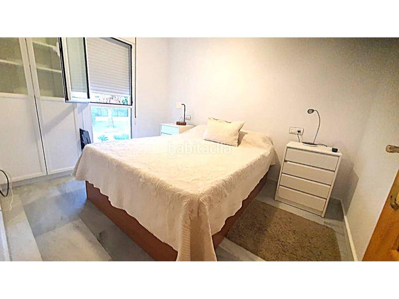 Foto 453c1e48-0a16-497d-a199-6798611c44c2. Location appartement avec parking piscine dans El Toyo Almería