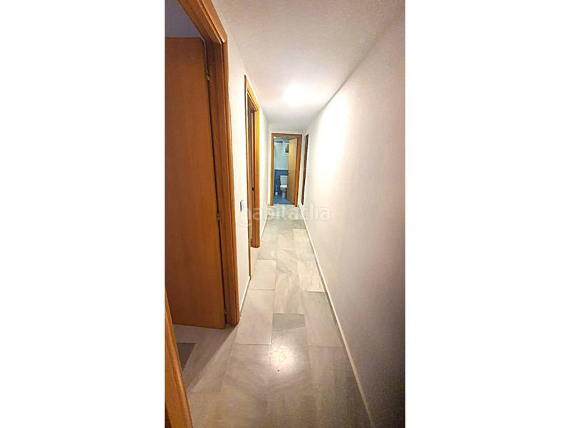 Foto 9784a974-2707-4b4a-b996-85e88092a7aa. Location appartement avec parking piscine dans El Toyo Almería