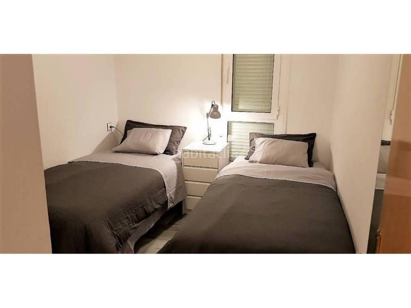 Foto 351de171-4637-4a1f-a7da-b3ebf4f09580. Miete etagenwohnung mit parking pool in El Toyo Almería