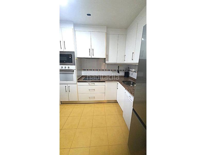 Foto 553659e2-a75c-46cc-b3c2-f6a393c757aa. Rent flat with parking pool in El Toyo Almería