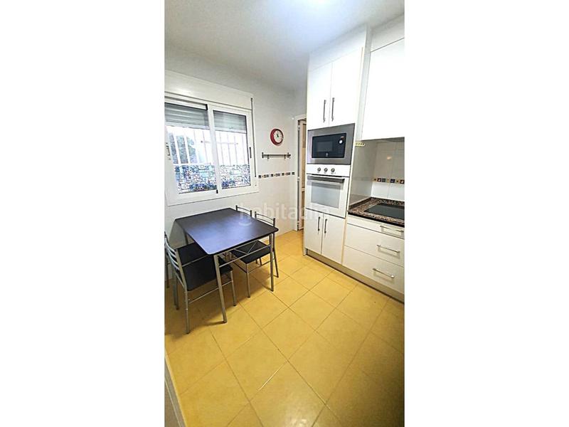 Foto 628daf58-cd94-4adb-ab76-8ed0d5796a0a. Rent flat with parking pool in El Toyo Almería