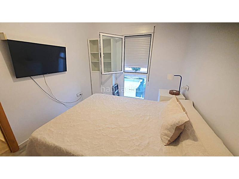 Foto f2710ffd-e990-4859-ba2a-b2b500bf145f. Rent flat with parking pool in El Toyo Almería