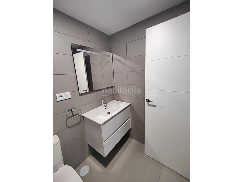 Foto 296b0d1d-8df8-4b34-b8eb-af8092414848. Alquiler piso alquiler de piso capital en Barrio Alto - San Félix Almería