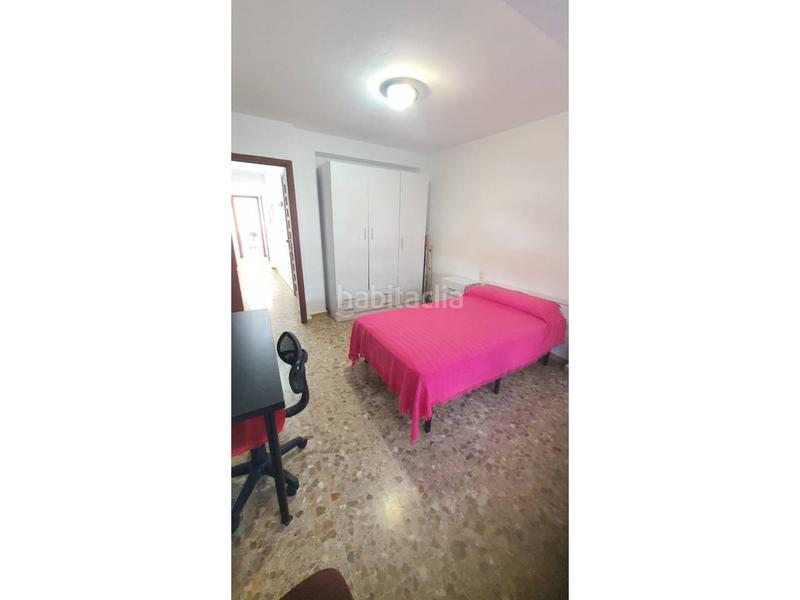 Foto 4efad115-951f-461e-b615-af900ce3ead4. Piso  en venta en carretera de ronda en San Luis Almería