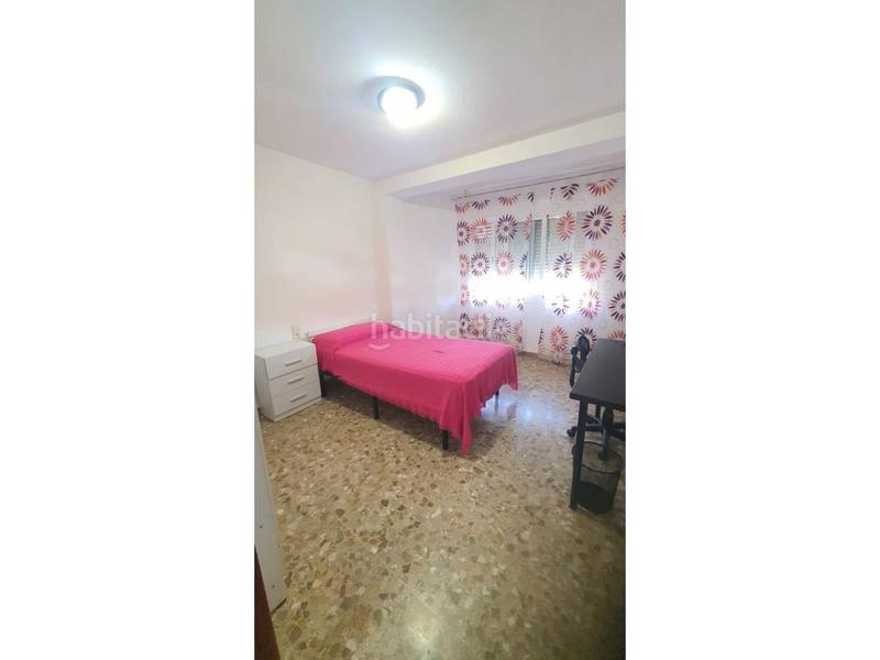 Foto 5d448504-f150-4681-ba1b-cb3657d369e1. Piso  en venta en carretera de ronda en San Luis Almería