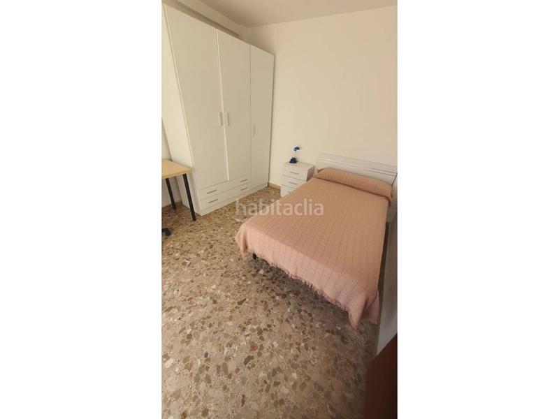 Foto 664c1b50-517c-4508-a35a-440b71ee018b. Piso  en venta en carretera de ronda en San Luis Almería