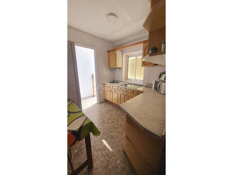 Foto 6dee5886-7f5e-4b2d-8539-3d58296d2098. Piso  en venta en carretera de ronda en San Luis Almería