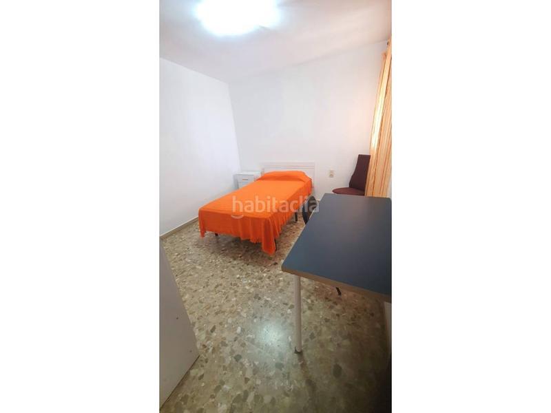 Foto 95e0c7aa-2911-463d-b11a-a336771efdfe. Piso  en venta en carretera de ronda en San Luis Almería