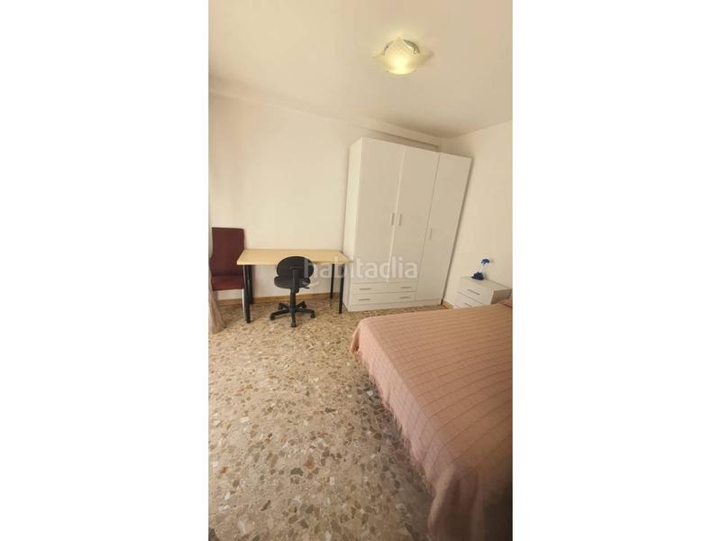 Foto c98e8ffa-42e8-4952-852c-8f0c0947e58c. Piso  en venta en carretera de ronda en San Luis Almería