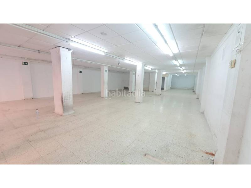 Foto e7add989-7a96-474c-83f5-b90fa8d60757. Lloguer local comercial a Nueva Andalucía Almería