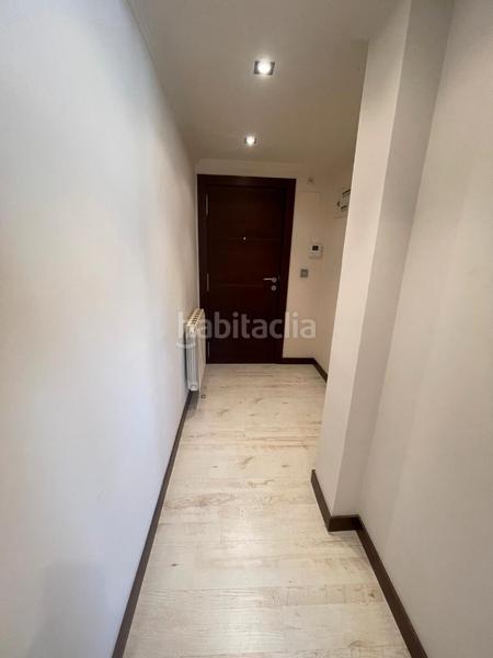 Foto c3c0fb43-bf39-4a26-b4a2-cbf6ed578169. Piso en calle antonio machado 28 piso de 80 m2 aprox. construidos en cl. antonio machado, 28 -- 3º planta en Calahorra