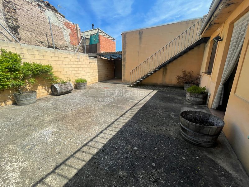 Foto 16b9c719-c3ef-4659-ab66-dc9a521401df. Casa adossada amb xemeneia calefacció aparcament a Bergasa