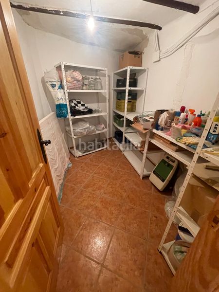 Foto e74ce4c5-faf5-417c-a98c-b02de8361679. Casa adossada amb xemeneia calefacció aparcament a Bergasa