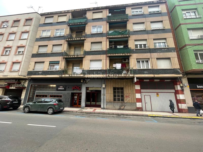Foto c82e12f6-83f9-4228-bd6f-8d09e030a215. Pis a calle general gallarza 40 a Calahorra