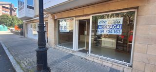 Lloguer Local Comercial a Donibane plaza 4. Local centrico totalmente acondicionado.