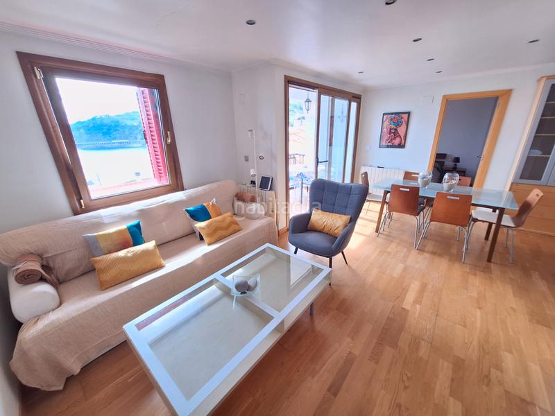 Foto 8cff530a-26f0-44b5-9164-dadec88a6970. Alquiler apartamento  reformado con impresionantes vistas al mar y puerto . en Getaria