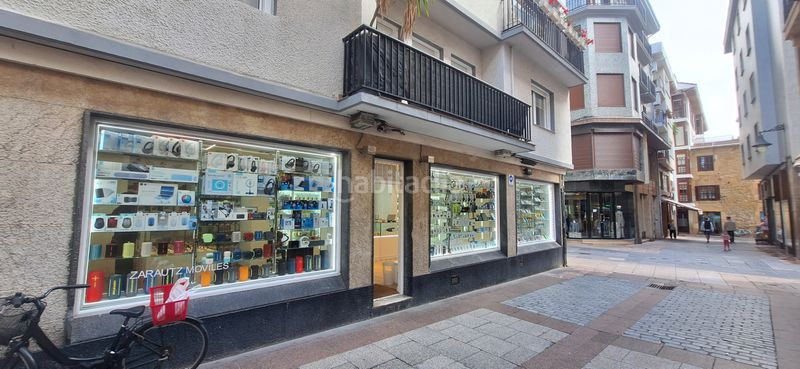 Foto 2c4f85e0-6467-4566-b742-2bd695e1fe6d. Local comercial a Zarautz