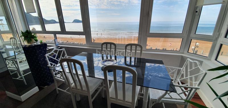 Foto 6d0e2996-6af2-4290-87e4-1f1b5383adcf. Alquiler piso espectacular piso en primera linea de playa. en Zarautz