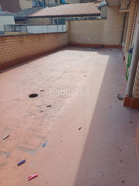 Foto 20309486-61e6-43d8-8405-3273b92a1d02. Miete büro in calle bebricio 30 in Calahorra