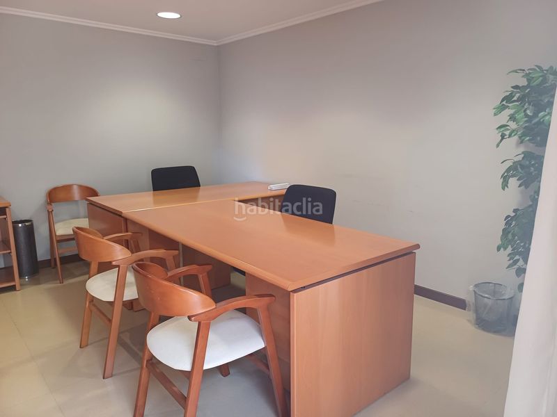 Foto aaec2dbe-26fe-45c9-b62a-4e30e3499e16. Miete büro in calle bebricio 30 in Calahorra