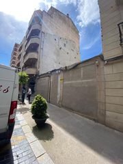 Wohngrundstück in Calle mártires 9