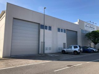 Location Bâtiment à usage industriel à Calle caricente 6