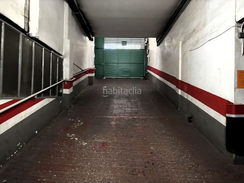 Foto 546175a0-6c5c-44bd-a787-4ac45478fff2. Aparcament cotxe a Universidad San Francisco Zaragoza