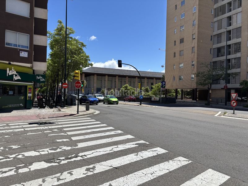 Foto fc4a5de2-6e97-42cb-981c-19356e4b5497. Aparcament cotxe a Universidad San Francisco Zaragoza