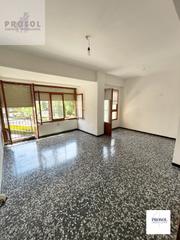 Appartement à Cariñena - Carinyena. Primer piso en plaza escultor ortells