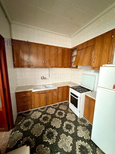 Foto 95f69ff2-0c4f-4e46-8c5e-578bd35ad9f9. Casa adossada a Avenida Alemania-Italia Villarreal / Vila - real