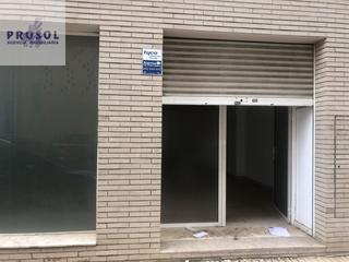 Affitto Locale commerciale in Piscinas. Alquiler local comercial