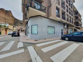Local commercial  Carrera