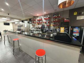 Local Comercial a Paseo de la libertad 7. ¡oportunidad de inversión con alta rentabilidad!

local en la