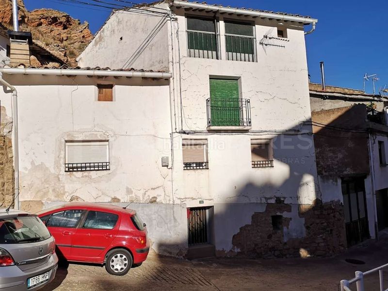 Foto 2c706c2c-6609-4a92-a438-cb6df15a8756. Casa adossada a Herce