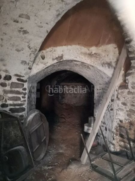 Foto 51e35b8b-7b1f-465b-8cd9-fac72824d870. Casa adossada a Herce