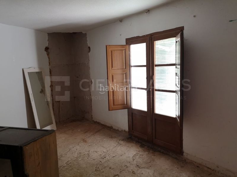 Foto e017df7a-a53b-432b-bbbe-f181b0204c46. Casa adossada a Herce