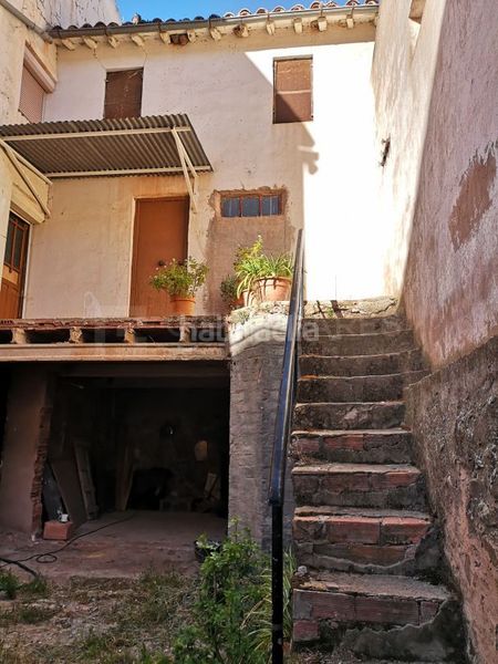 Foto e1f25fff-6d00-4cb6-82d5-56c5ca7f6767. Casa adossada a Herce