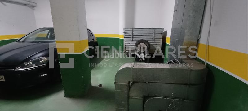 Foto eee0e71d-5435-40ab-8563-edb27205a924. Aparcament cotxe a Arnedo