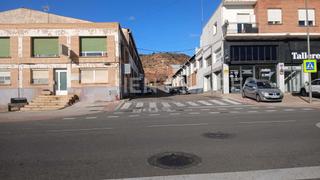 Lloguer Nau industrial  Calle primavera. Nave en alquiler  amplia, versátil y muy bien situada