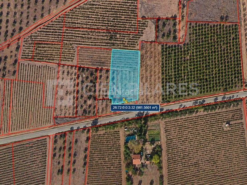Foto f97743fa-f1f1-4cbb-8ae1-97bc02d1de85. Terreny residencial a Arnedo