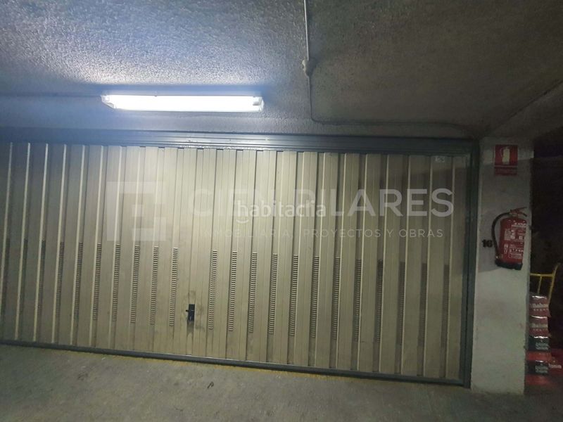 Foto 2d9d8ecd-910e-48c9-9a78-b9a5737917db. Aparcament cotxe a Arnedo