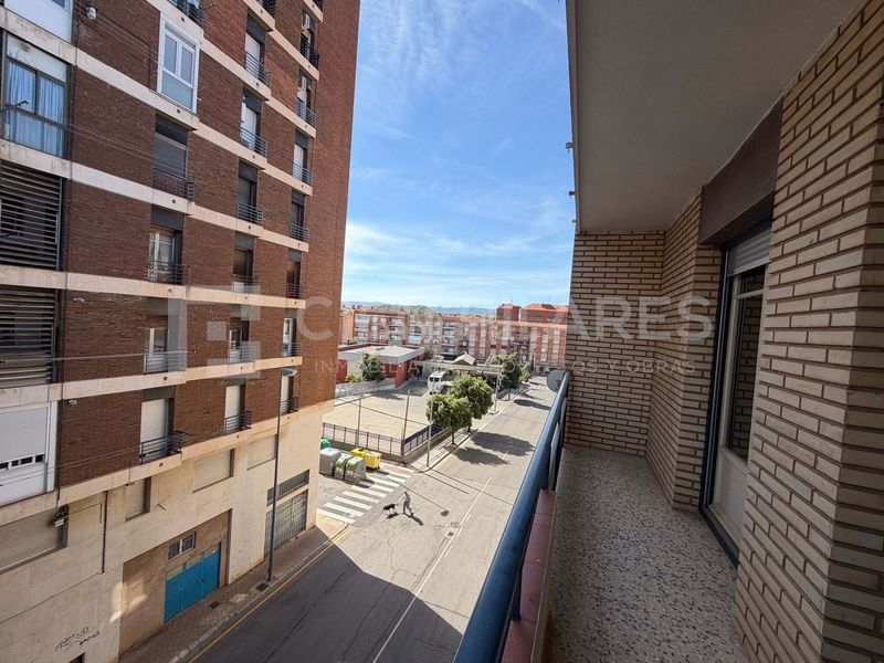 Foto f447aeab-784c-4ba4-8b3d-404068c71cce. Pis a Arnedo