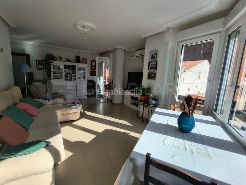 Foto 0ab726e2-cc56-44bf-ad15-b505f6fdf501. Flat in Quel