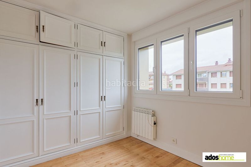 Foto d5d19070-4733-44f7-b2f7-9bd2c932f837. Pis a zinkunegi kalea 12a a Zarautz
