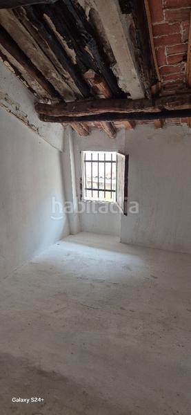 Foto f418871a-4a19-4071-a878-ae8cae5d91fa. Casa in Albelda de Iregua