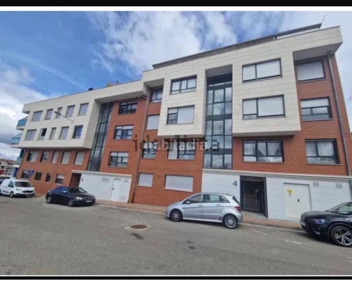 Foto ec85a6ec-d854-49c5-aa47-fab79438b4c0. Estudi amb calefacció a Albelda de Iregua