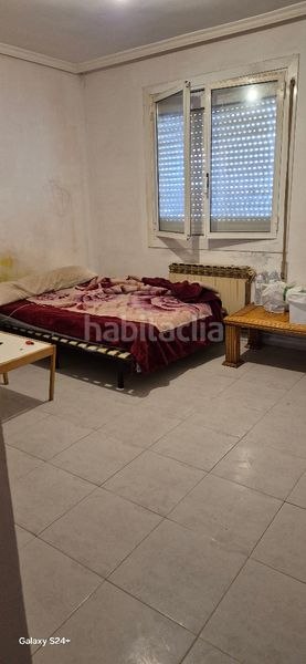 Foto f2d1aee8-fa0f-4110-bdf0-778559996626. Piso  zona universidad en San Millán - Ayuntamiento Logroño