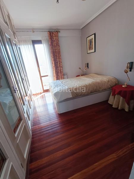 Foto f30a3d57-0c6b-435e-9bee-1ed37800f629. Casa adossada amb xemeneia calefacció a Aretxabaleta
